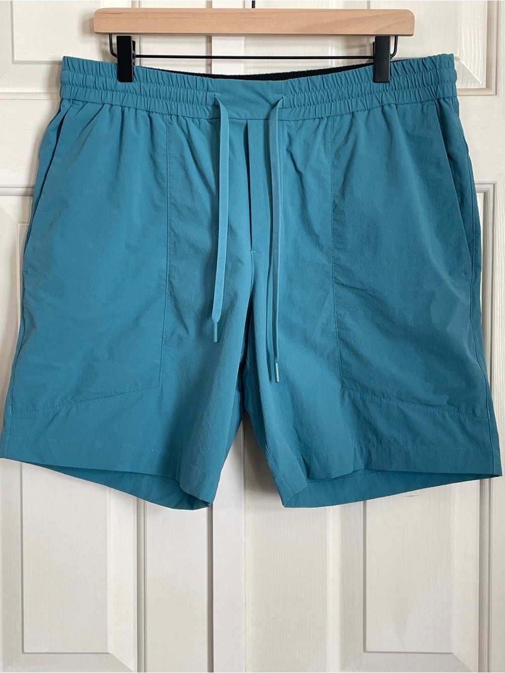 Lululemon Bowline Shorts 8” Men’s XL Teal Crest Ripstop